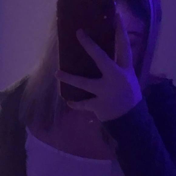 Meet your Posher, Grace - Picture 1 of 1